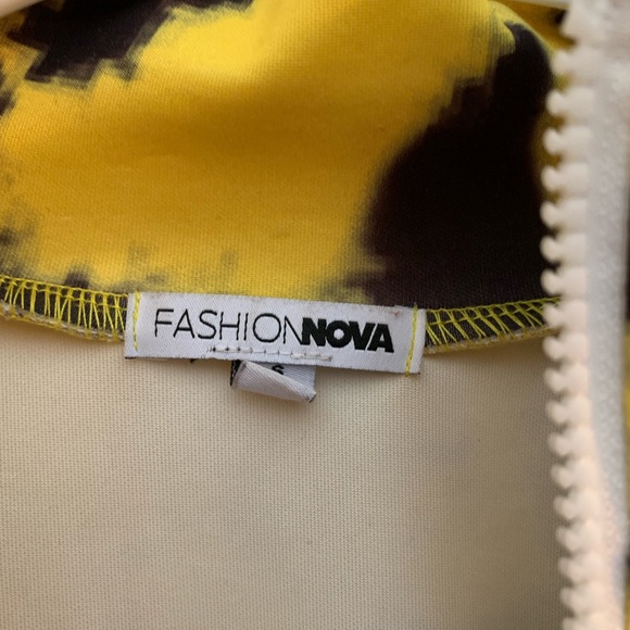 Fashion Nova Tracksuit - Picture 3 of 3